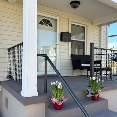 Family Friendly Cottage Near Stl Zoo